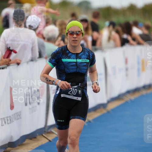 22.06.2025 - Viking Triathlon Michael Strokosch http://msf.ph/oto/8070389 22.06.2025 15:24:49 Ziel 210, 607 meine-sportfotos.de