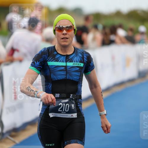 22.06.2025 - Viking Triathlon Michael Strokosch http://msf.ph/oto/8070403 22.06.2025 15:24:51 Ziel 210, 607 meine-sportfotos.de