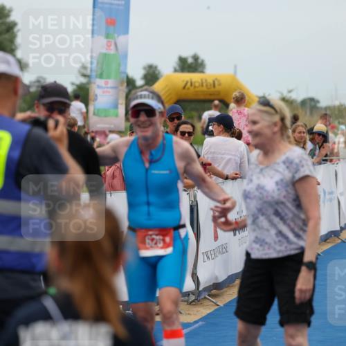 22.06.2025 - Viking Triathlon Michael Strokosch http://msf.ph/oto/8070517 22.06.2025 15:25:21 Ziel 91, 626 meine-sportfotos.de