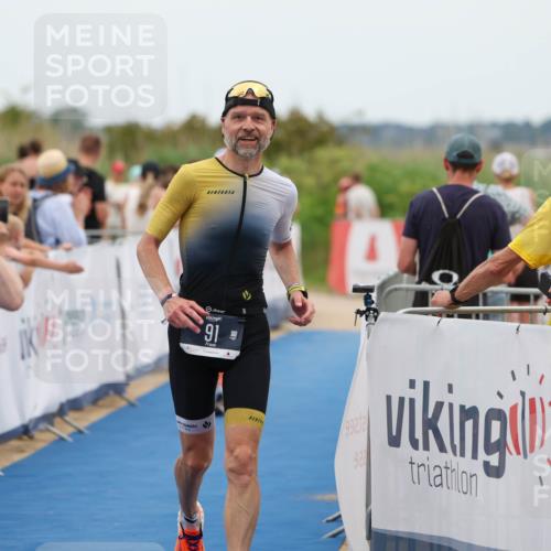 22.06.2025 - Viking Triathlon Michael Strokosch http://msf.ph/oto/8070555 22.06.2025 15:25:25 Ziel 91, 394 meine-sportfotos.de