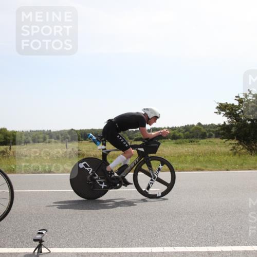 22.06.2025 - Viking Triathlon Yannick Fuchs http://msf.ph/oto/8070597 22.06.2025 11:42:54 Radfahren 2, 45, 74, 81, 414, 441, 610, 661 meine-sportfotos.de