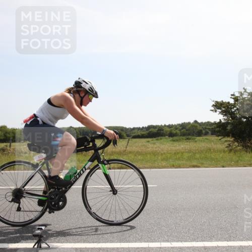 22.06.2025 - Viking Triathlon Yannick Fuchs http://msf.ph/oto/8070639 22.06.2025 11:43:08 Radfahren 21, 91, 332, 633 meine-sportfotos.de