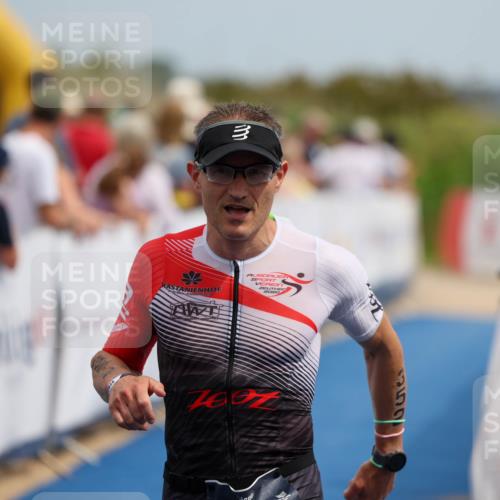 22.06.2025 - Viking Triathlon Michael Strokosch http://msf.ph/oto/8070674 22.06.2025 14:56:42 Ziel 352 meine-sportfotos.de