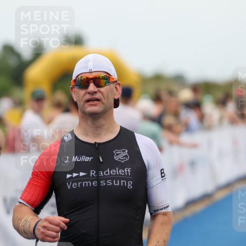 22.06.2025 - Viking Triathlon Michael Strokosch http://msf.ph/oto/8070682 22.06.2025 15:26:41 Ziel 220, 385 meine-sportfotos.de