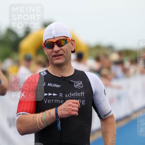 22.06.2025 - Viking Triathlon Michael Strokosch http://msf.ph/oto/8070686 22.06.2025 15:26:42 Ziel 220, 385 meine-sportfotos.de