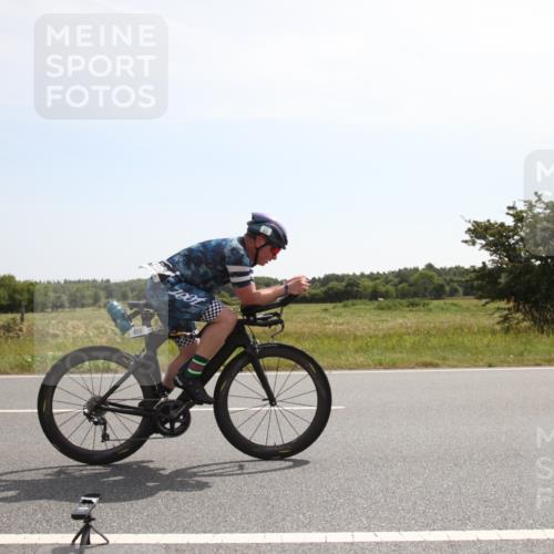 22.06.2025 - Viking Triathlon Yannick Fuchs http://msf.ph/oto/8070744 22.06.2025 11:43:44 Radfahren 37, 202, 364, 466 meine-sportfotos.de