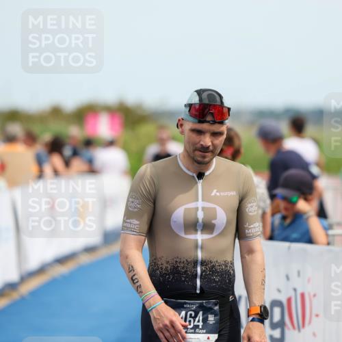 22.06.2025 - Viking Triathlon Michael Strokosch http://msf.ph/oto/8070781 22.06.2025 14:58:40 Ziel 233, 464 meine-sportfotos.de