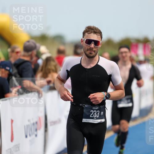 22.06.2025 - Viking Triathlon Michael Strokosch http://msf.ph/oto/8070804 22.06.2025 14:58:45 Ziel 233, 508 meine-sportfotos.de