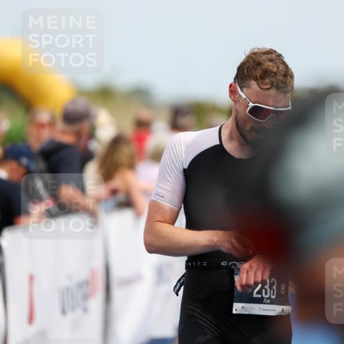 22.06.2025 - Viking Triathlon Michael Strokosch http://msf.ph/oto/8070812 22.06.2025 14:58:46 Ziel 233, 508 meine-sportfotos.de
