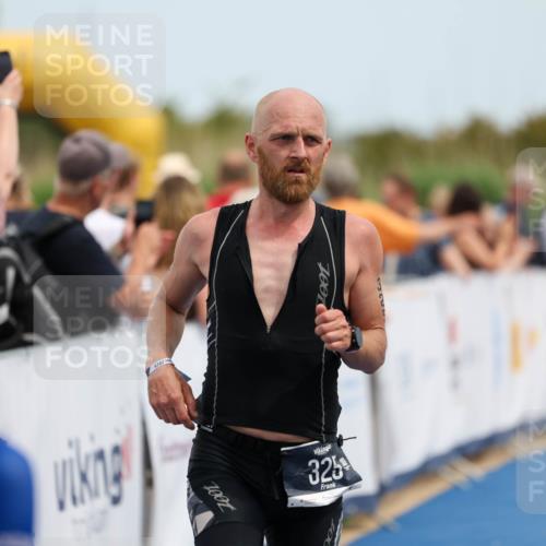 22.06.2025 - Viking Triathlon Michael Strokosch http://msf.ph/oto/8070884 22.06.2025 14:59:10 Ziel 137, 325 meine-sportfotos.de