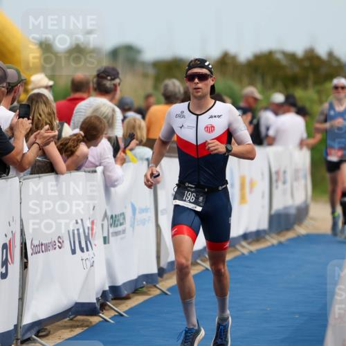 22.06.2025 - Viking Triathlon Michael Strokosch http://msf.ph/oto/8070906 22.06.2025 14:59:16 Ziel 196, 611 meine-sportfotos.de