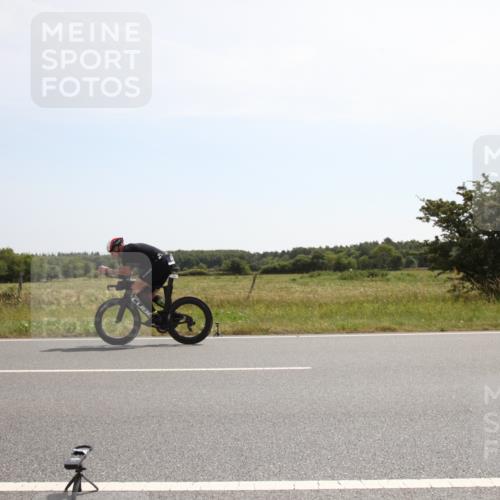22.06.2025 - Viking Triathlon Yannick Fuchs http://msf.ph/oto/8070922 22.06.2025 11:45:17 Radfahren 195, 548 meine-sportfotos.de