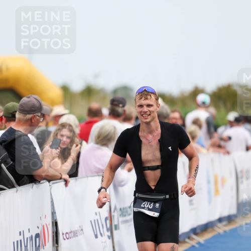 22.06.2025 - Viking Triathlon Michael Strokosch http://msf.ph/oto/8070931 22.06.2025 14:59:46 Ziel 203 meine-sportfotos.de