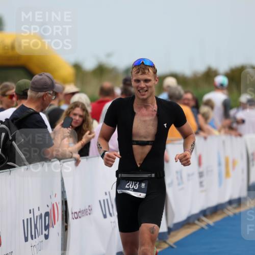22.06.2025 - Viking Triathlon Michael Strokosch http://msf.ph/oto/8070933 22.06.2025 14:59:47 Ziel 203 meine-sportfotos.de