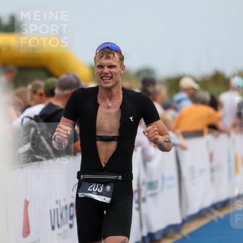 22.06.2025 - Viking Triathlon Michael Strokosch http://msf.ph/oto/8070939 22.06.2025 14:59:47 Ziel 203 meine-sportfotos.de
