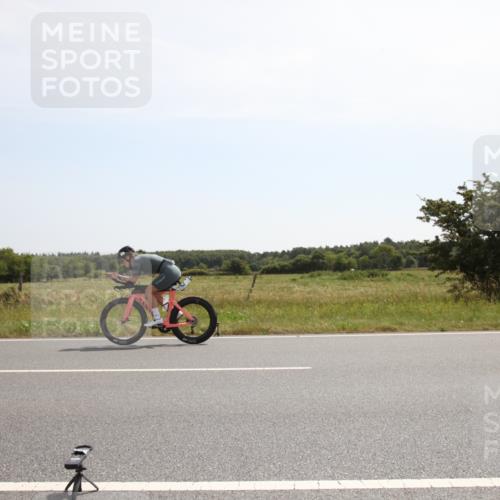 22.06.2025 - Viking Triathlon Yannick Fuchs http://msf.ph/oto/8070948 22.06.2025 11:45:30 Radfahren 107, 247, 306 meine-sportfotos.de