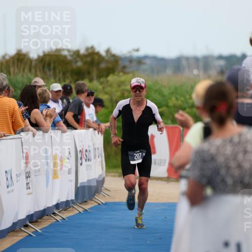22.06.2025 - Viking Triathlon Michael Strokosch http://msf.ph/oto/8070991 22.06.2025 15:00:20 Ziel 207 meine-sportfotos.de