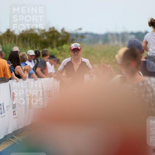 22.06.2025 - Viking Triathlon Michael Strokosch http://msf.ph/oto/8070995 22.06.2025 15:00:20 Ziel 207 meine-sportfotos.de