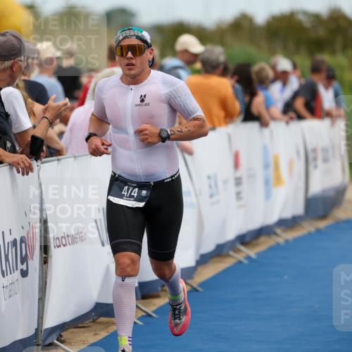 22.06.2025 - Viking Triathlon Michael Strokosch http://msf.ph/oto/8071043 22.06.2025 15:00:54 Ziel 474 meine-sportfotos.de
