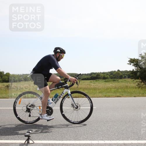 22.06.2025 - Viking Triathlon Yannick Fuchs http://msf.ph/oto/8071133 22.06.2025 11:47:03 Radfahren 48, 116, 402, 640 meine-sportfotos.de
