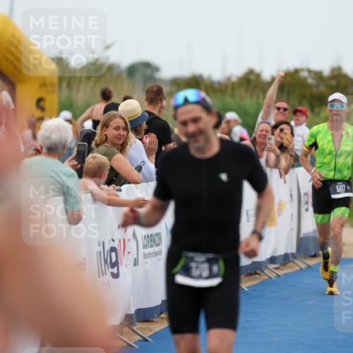 22.06.2025 - Viking Triathlon Michael Strokosch http://msf.ph/oto/8071138 22.06.2025 15:27:15 Ziel 370, 375 meine-sportfotos.de