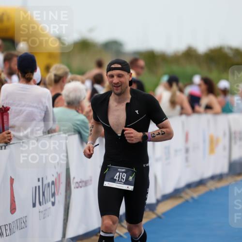 22.06.2025 - Viking Triathlon Michael Strokosch http://msf.ph/oto/8071210 22.06.2025 15:27:47 Ziel 419 meine-sportfotos.de