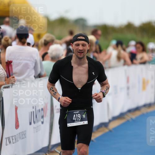 22.06.2025 - Viking Triathlon Michael Strokosch http://msf.ph/oto/8071214 22.06.2025 15:27:47 Ziel 419 meine-sportfotos.de