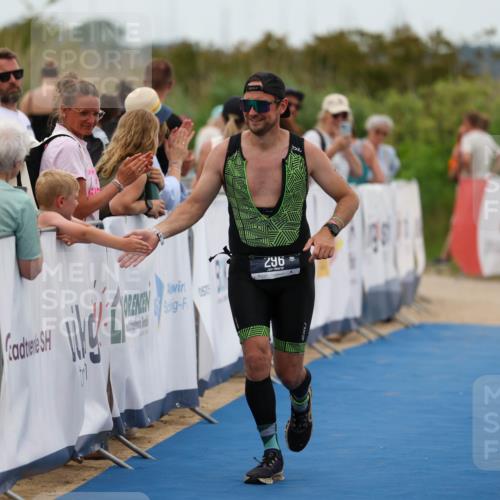 22.06.2025 - Viking Triathlon Michael Strokosch http://msf.ph/oto/8071307 22.06.2025 15:28:48 Ziel 296 meine-sportfotos.de