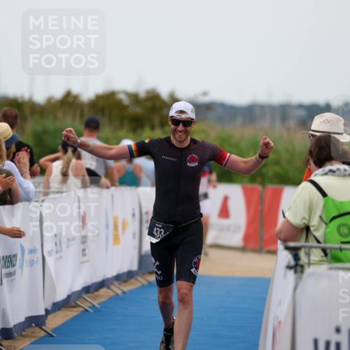 22.06.2025 - Viking Triathlon Michael Strokosch http://msf.ph/oto/8071495 22.06.2025 15:30:05 Ziel 433 meine-sportfotos.de