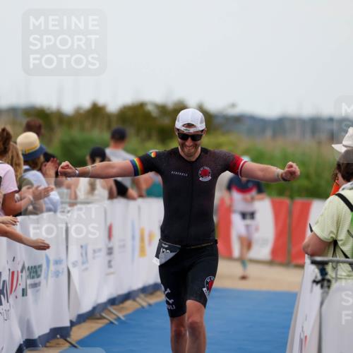 22.06.2025 - Viking Triathlon Michael Strokosch http://msf.ph/oto/8071501 22.06.2025 15:30:05 Ziel 433 meine-sportfotos.de