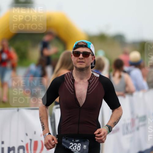 22.06.2025 - Viking Triathlon Michael Strokosch http://msf.ph/oto/8071546 22.06.2025 15:44:27 Ziel 238 meine-sportfotos.de