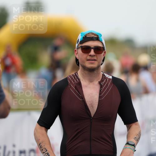 22.06.2025 - Viking Triathlon Michael Strokosch http://msf.ph/oto/8071559 22.06.2025 15:44:28 Ziel 238 meine-sportfotos.de