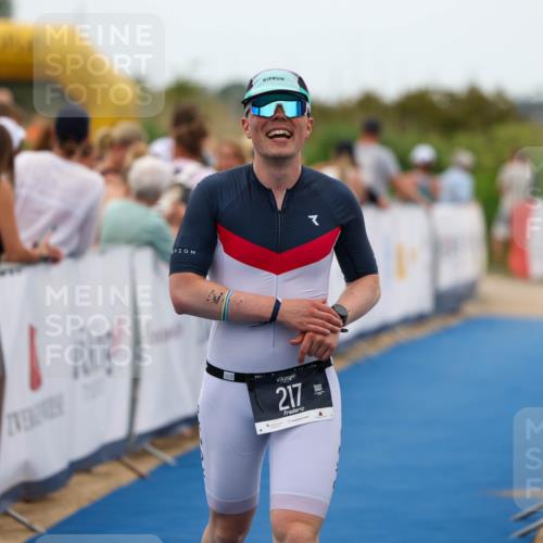 22.06.2025 - Viking Triathlon Michael Strokosch http://msf.ph/oto/8071581 22.06.2025 15:30:15 Ziel 217 meine-sportfotos.de