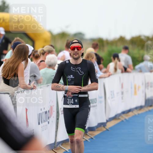 22.06.2025 - Viking Triathlon Michael Strokosch http://msf.ph/oto/8071631 22.06.2025 15:30:34 Ziel 314 meine-sportfotos.de