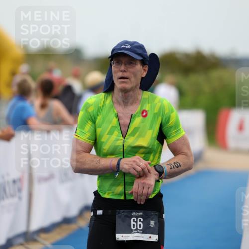 22.06.2025 - Viking Triathlon Michael Strokosch http://msf.ph/oto/8071635 22.06.2025 15:44:47 Ziel 66, 84 meine-sportfotos.de