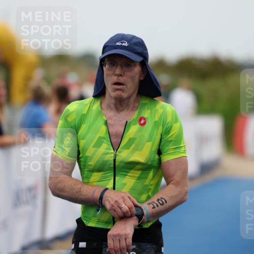 22.06.2025 - Viking Triathlon Michael Strokosch http://msf.ph/oto/8071649 22.06.2025 15:44:48 Ziel 66 meine-sportfotos.de