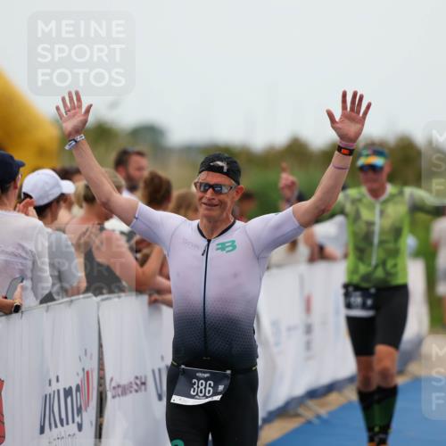 22.06.2025 - Viking Triathlon Michael Strokosch http://msf.ph/oto/8071651 22.06.2025 15:30:46 Ziel 50, 386 meine-sportfotos.de