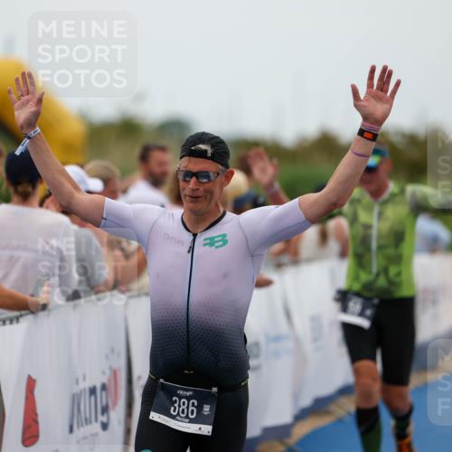 22.06.2025 - Viking Triathlon Michael Strokosch http://msf.ph/oto/8071658 22.06.2025 15:30:46 Ziel 50, 386 meine-sportfotos.de