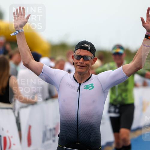 22.06.2025 - Viking Triathlon Michael Strokosch http://msf.ph/oto/8071672 22.06.2025 15:30:47 Ziel 50, 386 meine-sportfotos.de