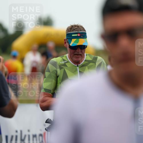 22.06.2025 - Viking Triathlon Michael Strokosch http://msf.ph/oto/8071692 22.06.2025 15:30:51 Ziel 50, 386 meine-sportfotos.de