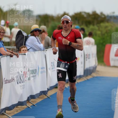 22.06.2025 - Viking Triathlon Michael Strokosch http://msf.ph/oto/8071723 22.06.2025 15:45:09 Ziel 465, 511 meine-sportfotos.de