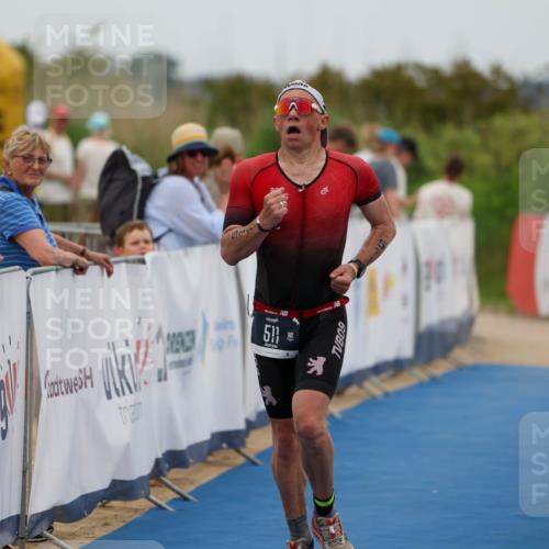 22.06.2025 - Viking Triathlon Michael Strokosch http://msf.ph/oto/8071726 22.06.2025 15:45:09 Ziel 465, 511 meine-sportfotos.de