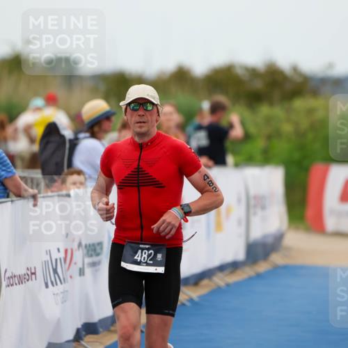 22.06.2025 - Viking Triathlon Michael Strokosch http://msf.ph/oto/8071779 22.06.2025 15:45:43 Ziel 482 meine-sportfotos.de