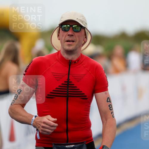 22.06.2025 - Viking Triathlon Michael Strokosch http://msf.ph/oto/8071823 22.06.2025 15:45:46 Ziel 115, 482 meine-sportfotos.de