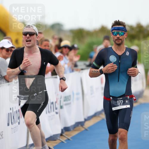 22.06.2025 - Viking Triathlon Michael Strokosch http://msf.ph/oto/8071883 22.06.2025 15:32:26 Ziel 177, 297 meine-sportfotos.de