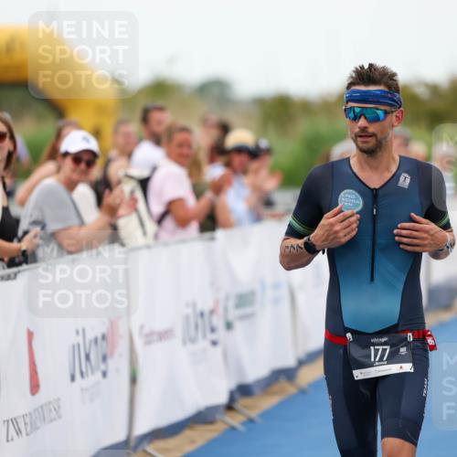 22.06.2025 - Viking Triathlon Michael Strokosch http://msf.ph/oto/8071891 22.06.2025 15:32:27 Ziel 177, 297, 442 meine-sportfotos.de