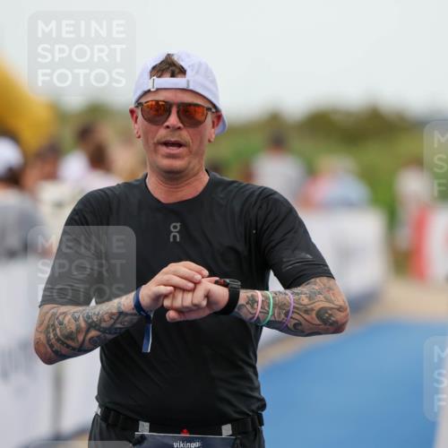 22.06.2025 - Viking Triathlon Michael Strokosch http://msf.ph/oto/8071901 22.06.2025 15:32:34 Ziel 442 meine-sportfotos.de