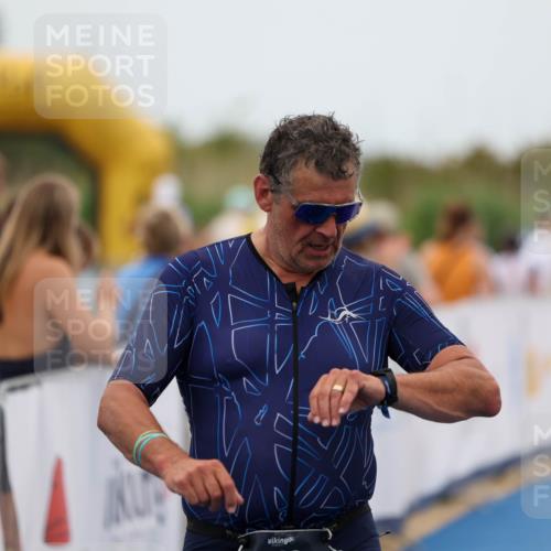 22.06.2025 - Viking Triathlon Michael Strokosch http://msf.ph/oto/8071907 22.06.2025 15:45:57 Ziel 449 meine-sportfotos.de