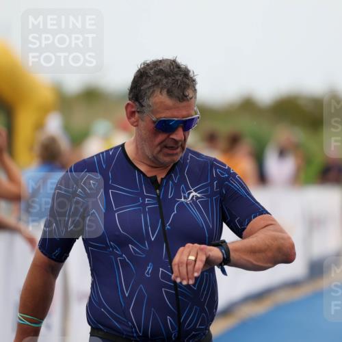 22.06.2025 - Viking Triathlon Michael Strokosch http://msf.ph/oto/8071910 22.06.2025 15:45:58 Ziel 449 meine-sportfotos.de