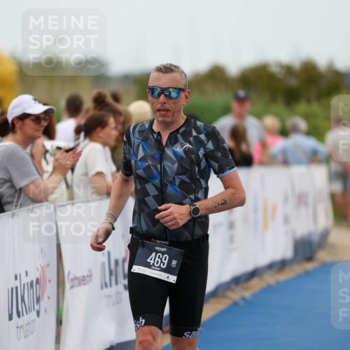 22.06.2025 - Viking Triathlon Michael Strokosch http://msf.ph/oto/8071918 22.06.2025 15:32:59 Ziel 469 meine-sportfotos.de